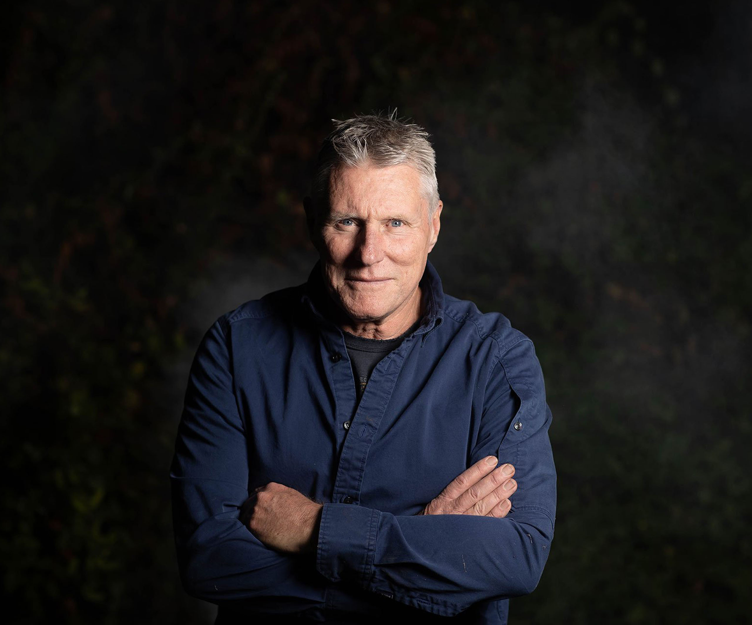 Award-winning Australian journalist and author, Michael Brissenden joins author of Tipping Point, Dinuka McKenzie, to discuss his incendiary thriller. Book now!